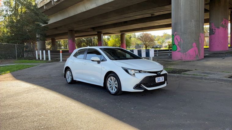 2025 TOYOTA COROLLA ASCENT SPORT HEV