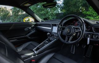 Porsche 911 Carrera 4S