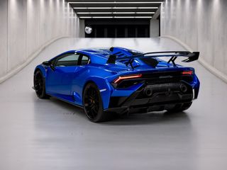 Lamborghini Huracan STO