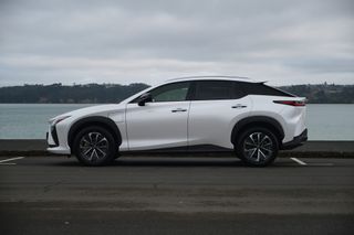 Lexus RZ 450e Core