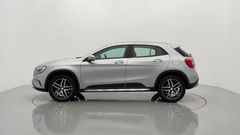 2016 MERCEDES-BENZ GLA 180