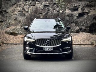 Volvo XC60 B5 AWD Plus