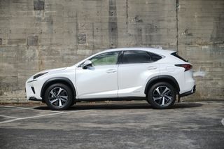 Lexus NX 300H Limited AWD