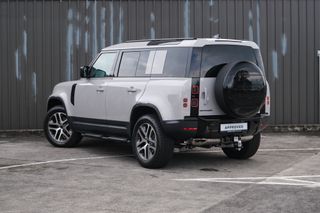 Land Rover Defender 110 D250 S