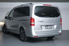 Mercedes-Benz eVito Tourer