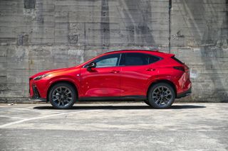 Lexus NX 450h+ F Sport