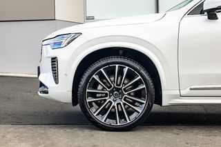 Volvo XC90 B5 AWD Ultra Bright (2025.5)