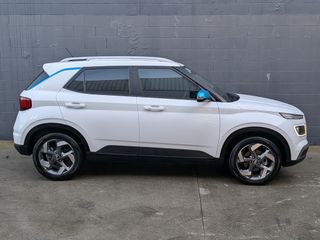 Hyundai Venue ELITE