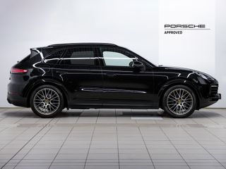 Porsche Cayenne Platinum Edition (E3)