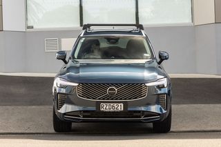 Volvo XC90 B5 AWD Ultra Bright