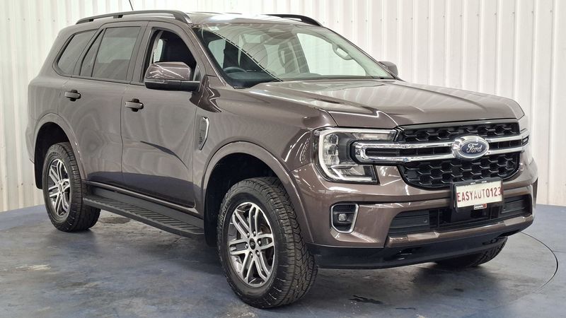 FORD EVEREST Trend