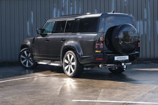 Land Rover Defender 130 D350 X-Dynamic HSE