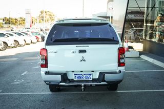 Mitsubishi Triton