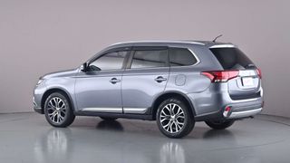 2016 MITSUBISHI OUTLANDER LS (4x2)