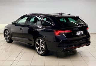Skoda Octavia Wagon RS TSI 195kW
