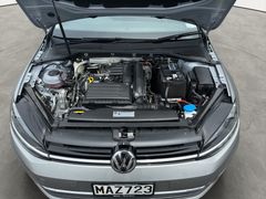 Volkswagen Golf VOLKSWAGON GOLF TSI