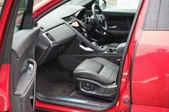 Jaguar E-Pace P250 AWD R-Dynamic SE
