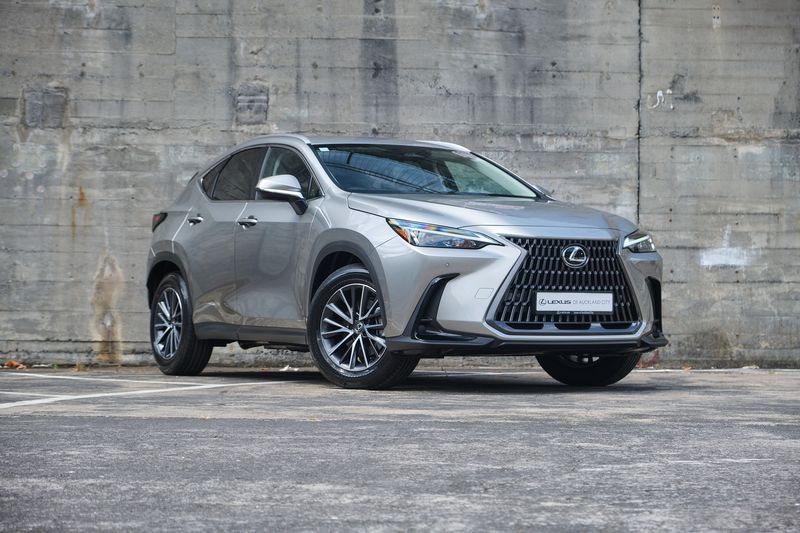 Lexus NX 350h Premium