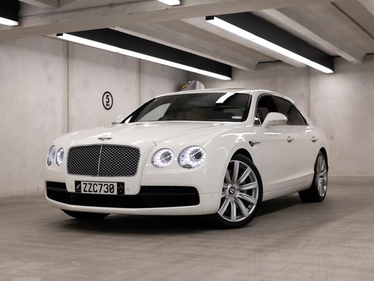 Bentley Flying Spur V8 4.0P/4Wd/8At/Sl/4