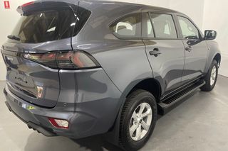 Isuzu MU-X