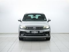 Volkswagen Tiguan 4WD TSI R-Line