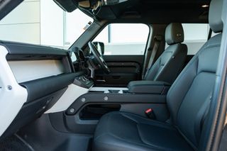 Land Rover Defender 110 D250 S