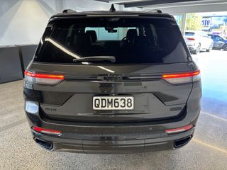 Jeep Grand Cherokee Overland