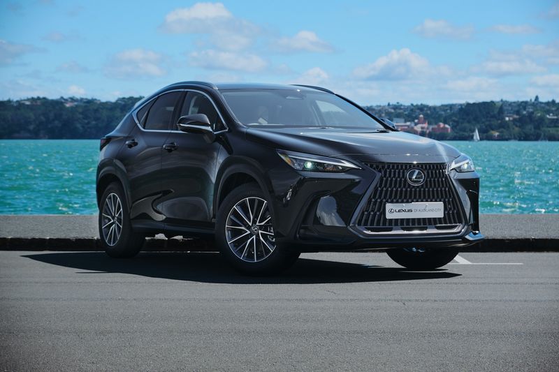 Lexus NX 350h Premium