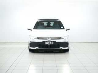 Volkswagen Golf GTI Touring