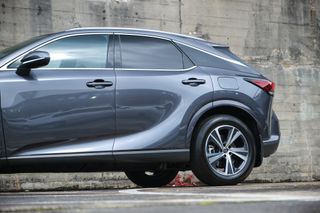 Lexus RX 450h+ Premium