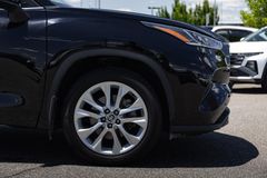 Toyota Kluger