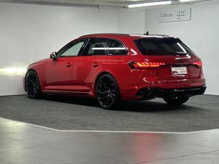 Audi RS4 RS 4 Avant (331kW)