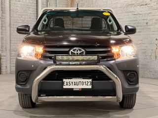 TOYOTA HILUX Workmate