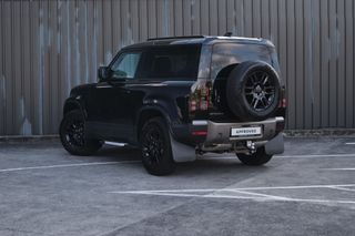 Land Rover Defender 90 D250 S