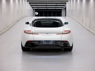 Aston Martin DB12 Coupe