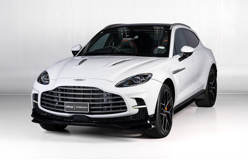 Aston Martin DBX DBX707
