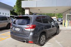 SUBARU FORESTER 2.5i-L