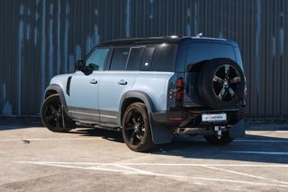 Land Rover Defender 110 P400 SE