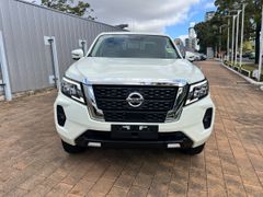 Nissan Navara 2024 ST-X with Leather & Roof