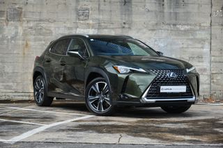 Lexus UX 300h Limited