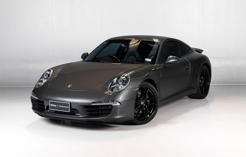 Porsche 911 Carrera 2 RWD