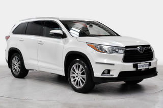 TOYOTA KLUGER Grande