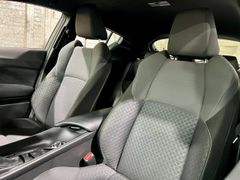 TOYOTA C-HR GXL