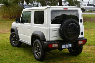 SUZUKI JIMNY GLX