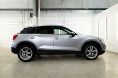 Audi Q2 35 TFSI S tronic (110 kW)