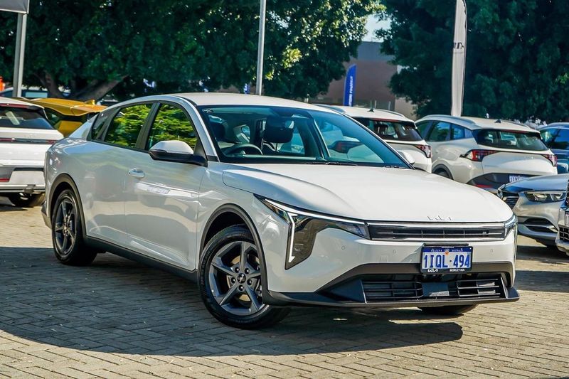 Kia K4