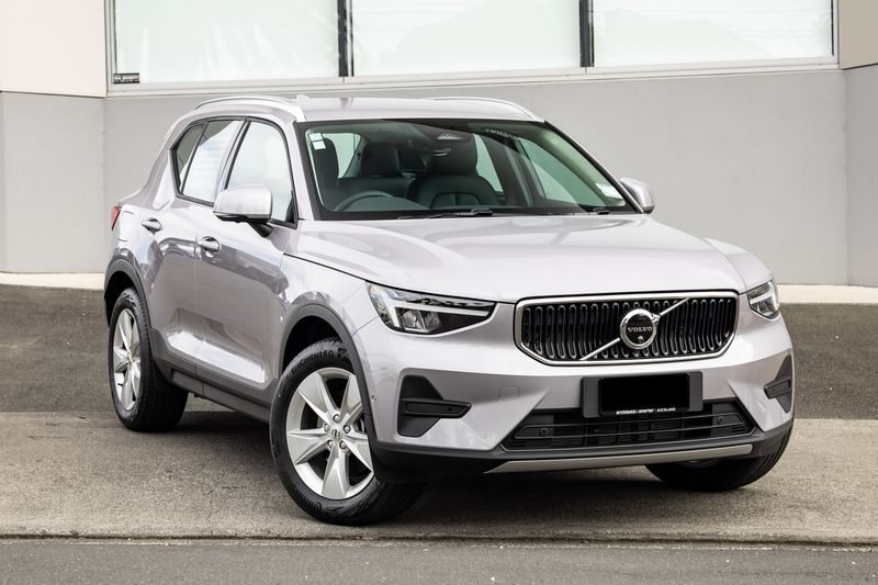 Volvo XC40 B4 FWD Plus