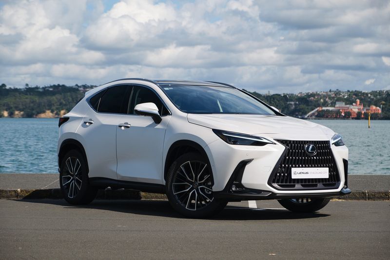 Lexus NX 350h Limited