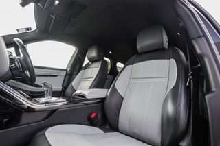 Land Rover Range Rover Evoque P200 R-Dynamic S