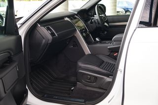 Land Rover Discovery D250 R-Dynamic S